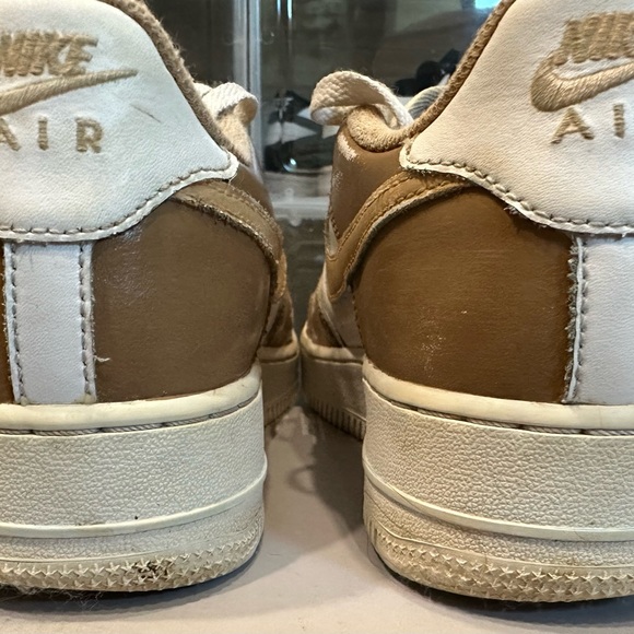 Air Force 1 - Picture 4 of 16